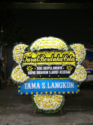 Papan Bunga Duka di Besusu Timur